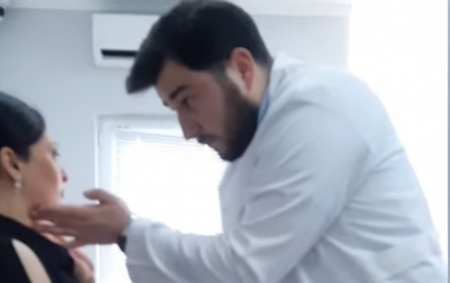 ADNSU-nu bitirib, amma plastik cərrahdır -Daha bir qalmaqallı klinika