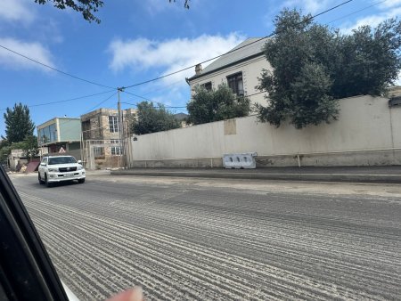 Nizami rayonunda qanunsuz tikintiyə hansı məmur icazə verib?