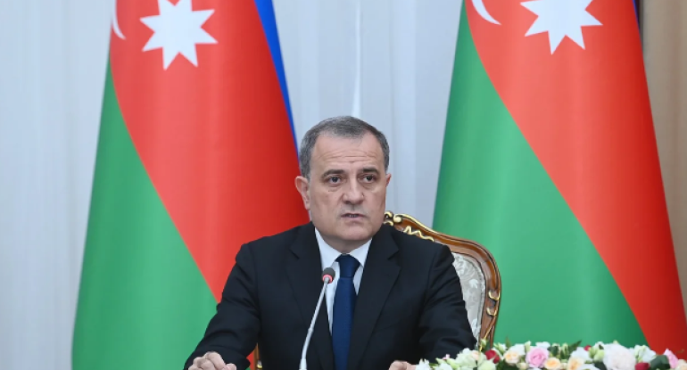 Ceyhun Bayramov: Azərbaycan bərpa olunan enerji gücünü artırır